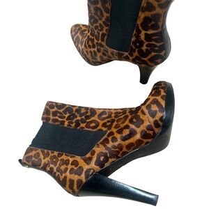 Michael Kors calf animal cheetah print boots Size 10 M